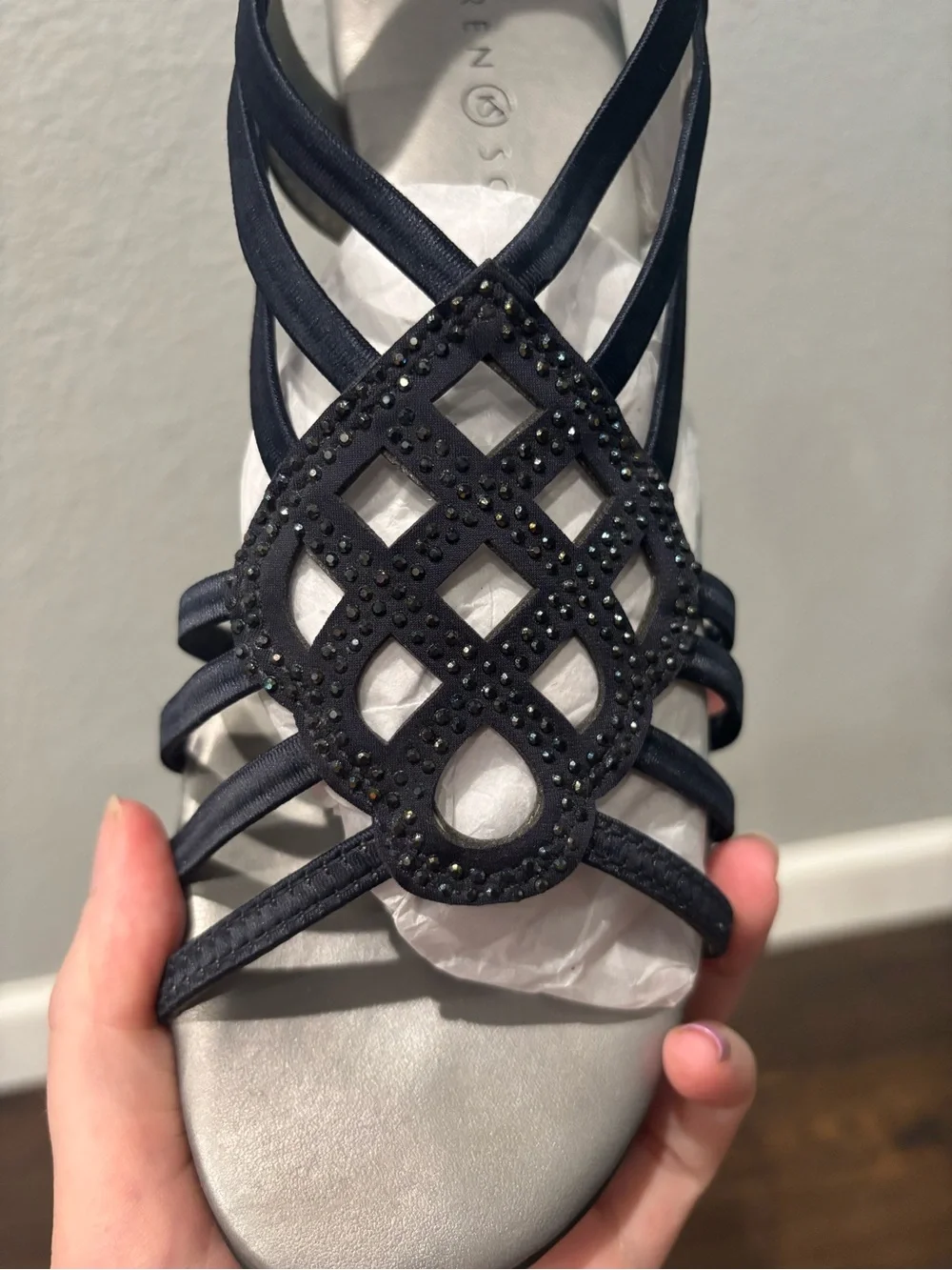 Karen Scott Black Strappy Elinoor Navy kitten heel